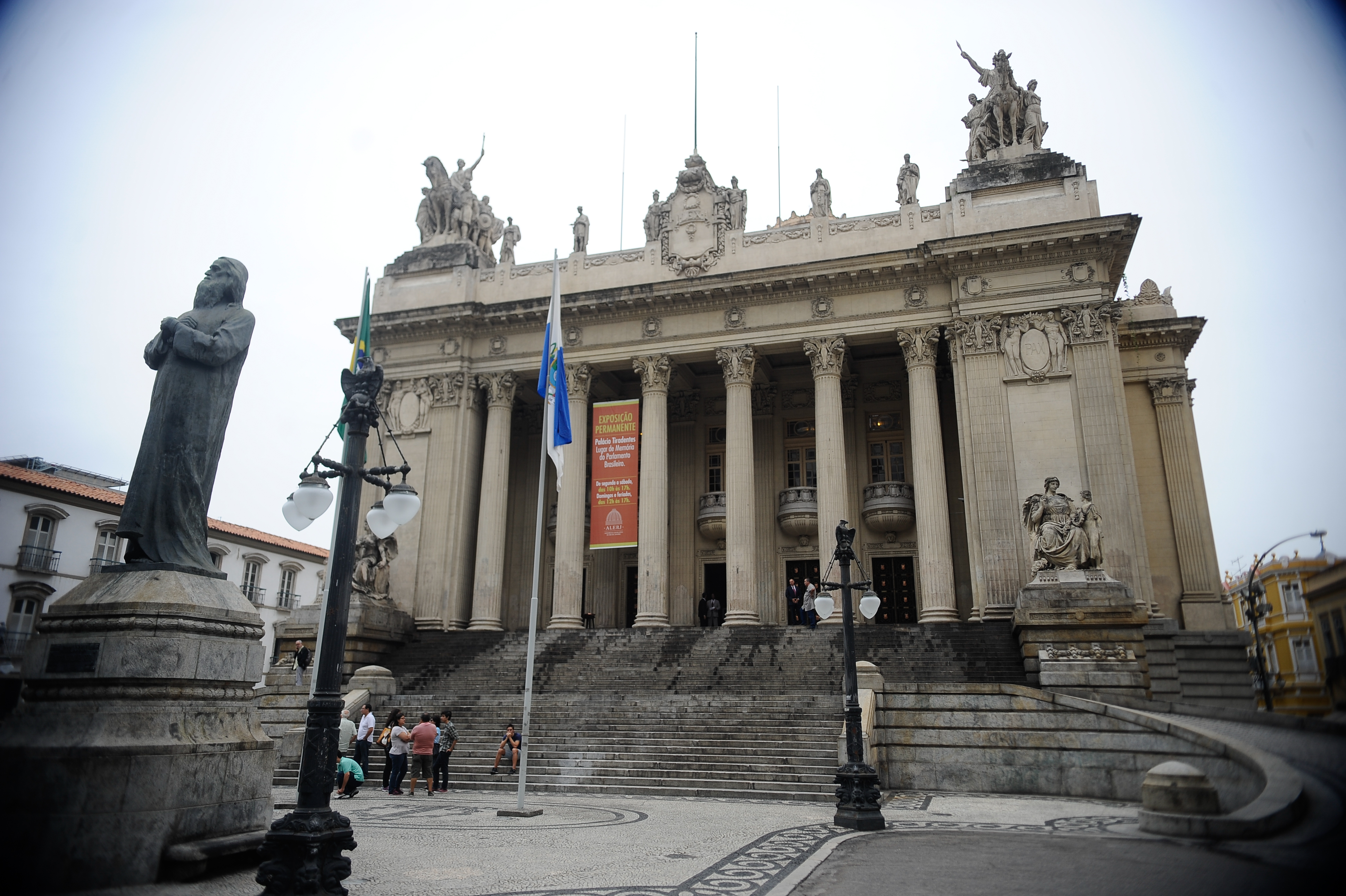Fachada do Palácio Tiradentes, sede da Assembleia Legislativa do Rio de Janeiro, no Centro do Rio