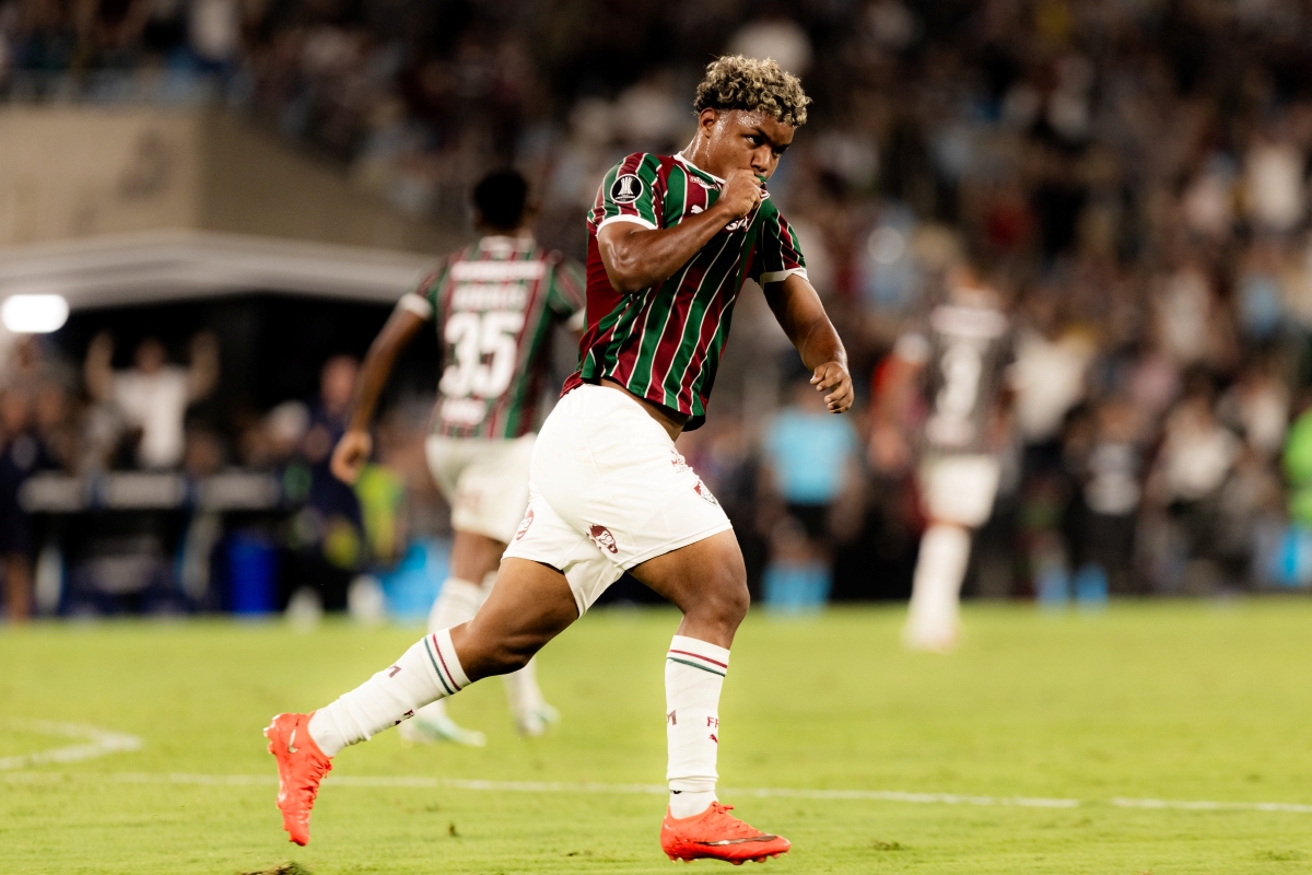 Wesley Natã comemora gol do Fluminense contra o Palmeiras no Maracanã